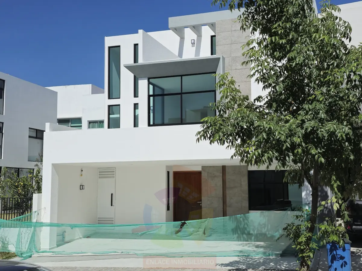 Casa en venta en Lomas de Angelópolis, San Andrés Cholula — foto 1 de 16
