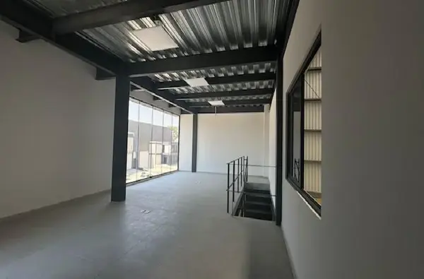 Bodega en renta en Parques de Tesistán, Zapopan — foto 3 de 14