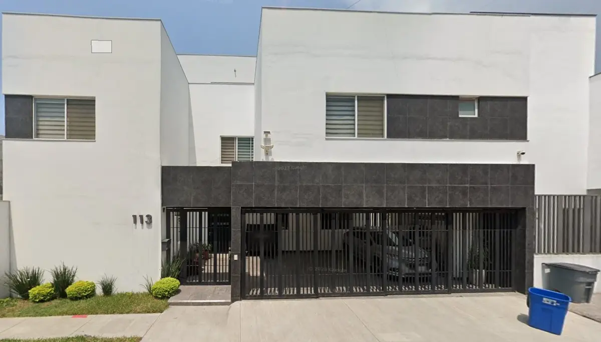 Casa en venta en Colinas de las Cumbres, Monterrey — foto 1 de 11