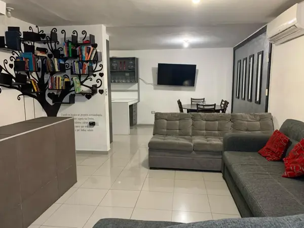 Casa en venta en Valle de las Palmas Tercer Sector, Apodaca — foto 2 de 29