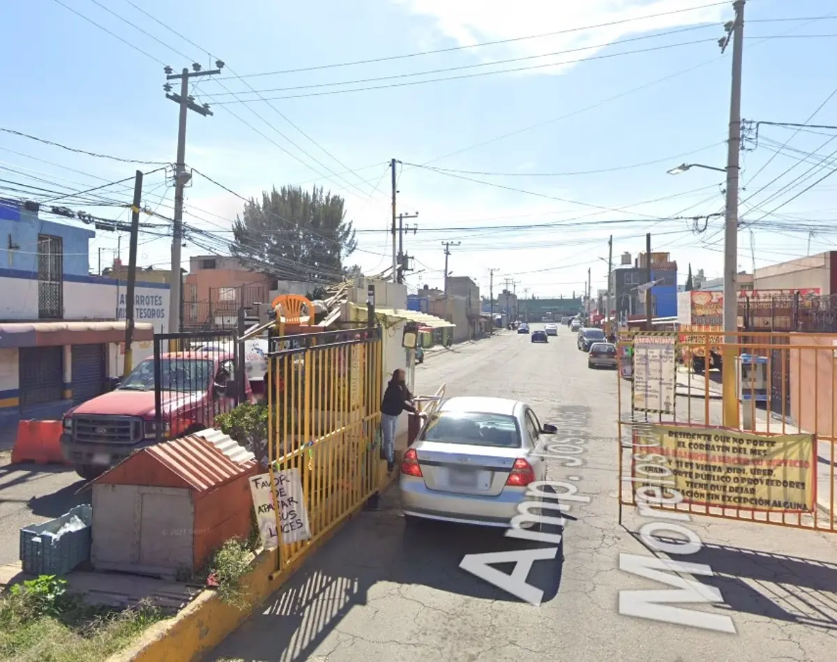 Casa en venta en Los Héroes Ecatepec Sección III, Ecatepec de Morelos — foto 1 de 2