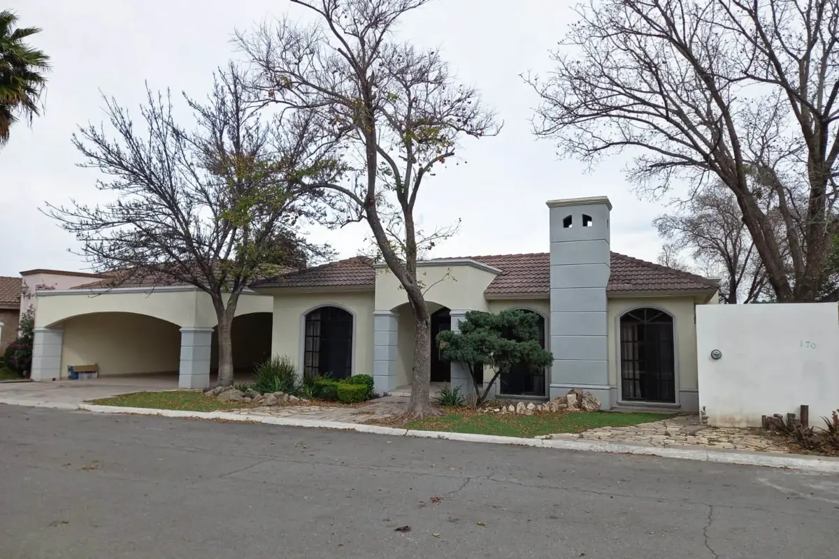 Casa en venta en Villas de San Carlos, Saltillo — foto 1 de 22