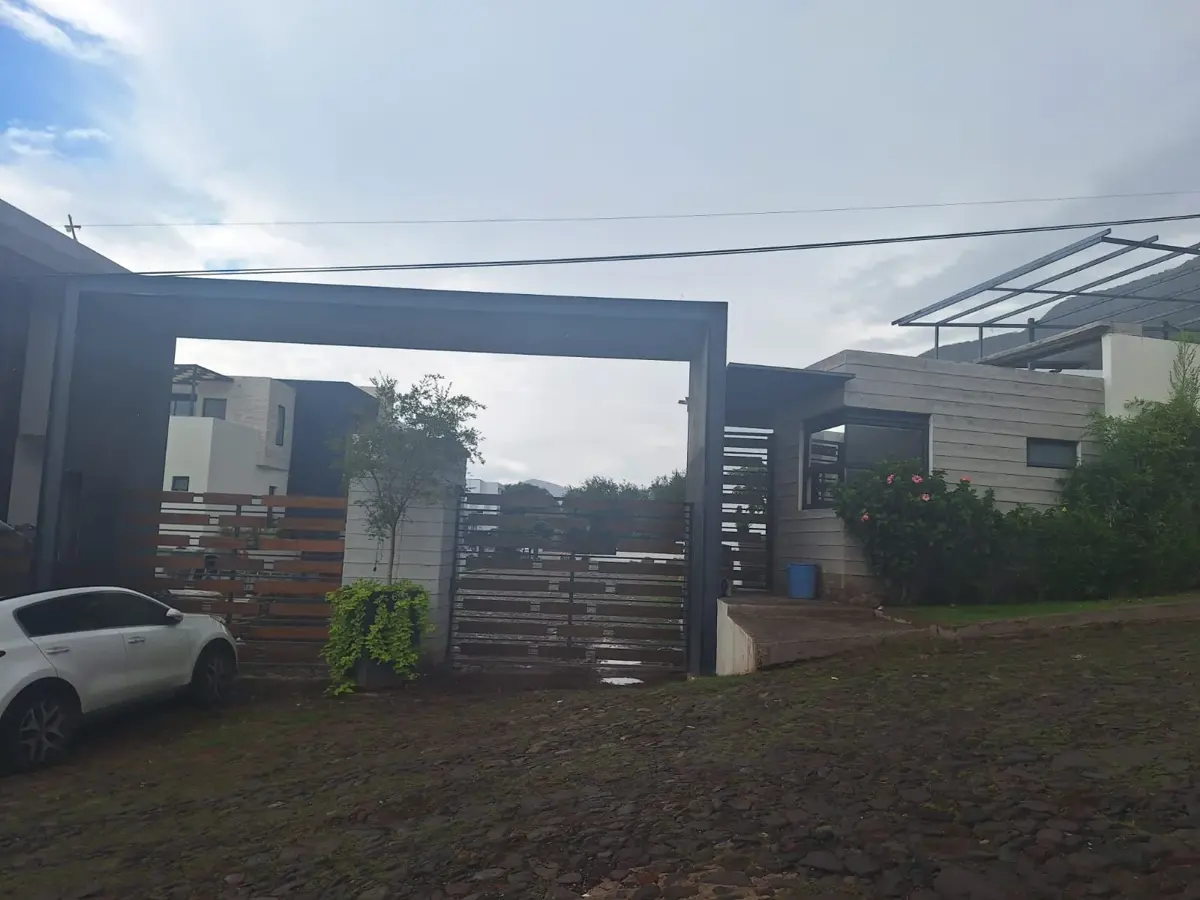 Terreno en venta en San Juan Cosala, Jocotepec — foto 1 de 3