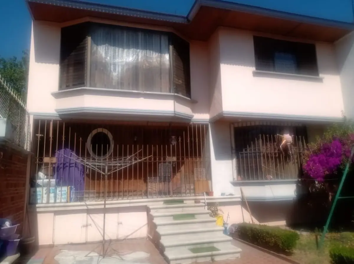 Casa en venta en Ciudad Satelite, Naucalpan de Juárez — foto 1 de 13