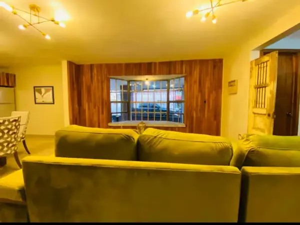 Casa en venta en Los Maestros, Saltillo — foto 3 de 20
