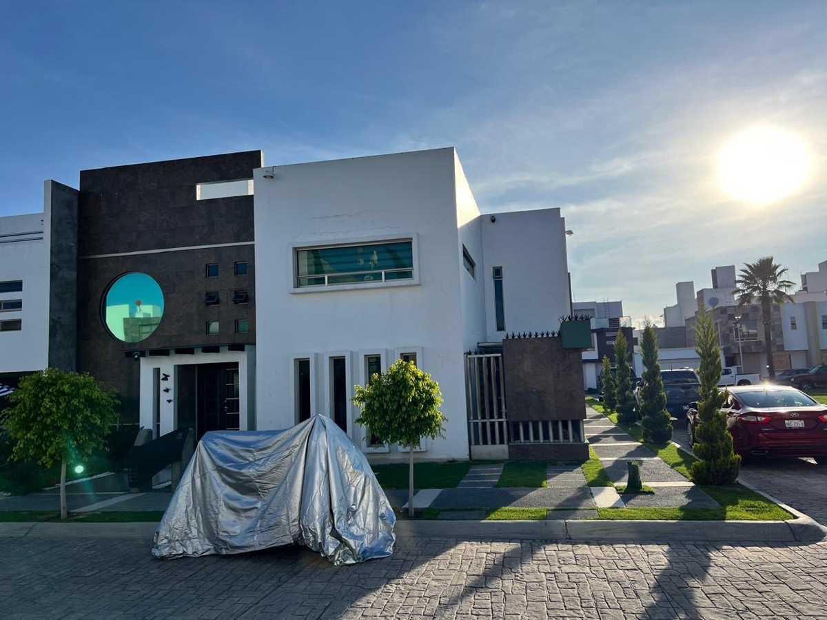 Casa en venta en Residencial Diamante, Pachuca de Soto — foto 1 de 18