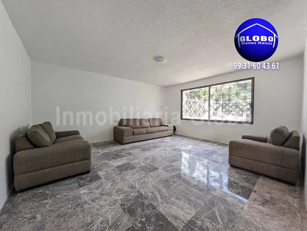 Casa en Renta en Atasta de Serra, Centro, Tabasco: 3 Recámaras, Jardín y Cocina Integral
