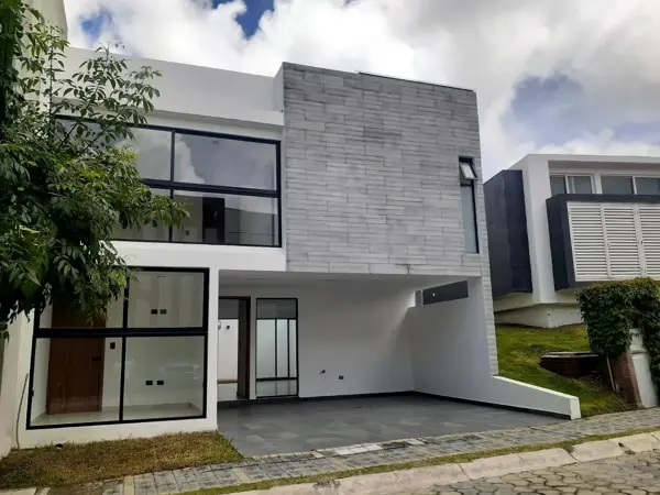 Casa en Venta en Lomas de Angelópolis, San Andrés Cholula, Puebla