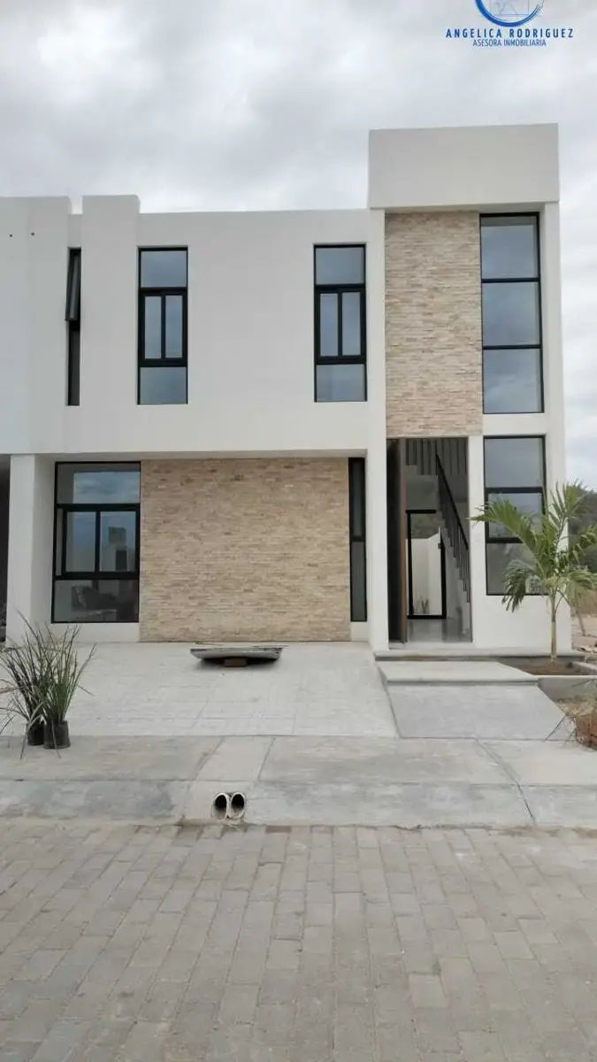 Casa en venta en El Libramiento, Manzanillo — foto 1 de 17
