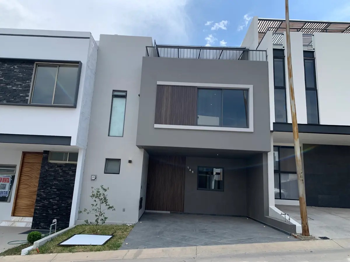 Casa en venta en Valle Imperial, Zapopan — foto 1 de 46