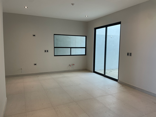 Casa en venta en Las Villas Residencial, Saltillo — foto 3 de 17