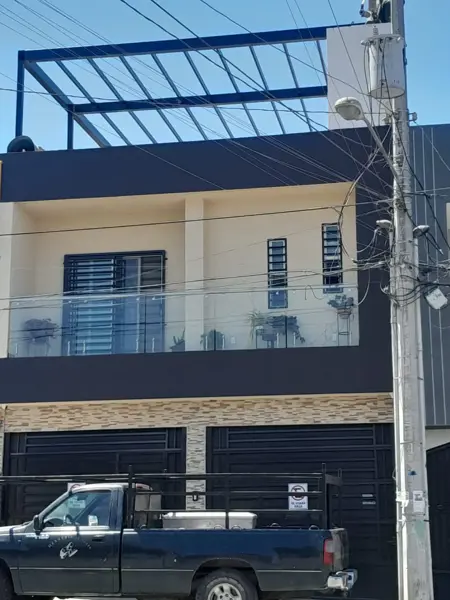 Casa en Remate en Villa Fontana VII, Tijuana con Roof Garden
