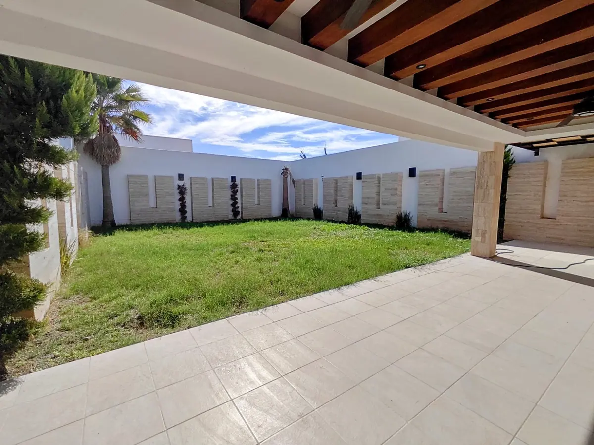 Casa en venta en Real del Nogalar, Torreón — foto 1 de 30