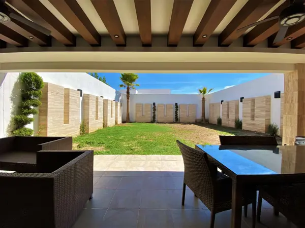 Casa en venta en Real del Nogalar, Torreón — foto 2 de 30