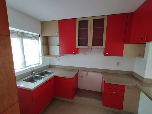Casa en venta en La Loma Residencial, Tlajomulco de Zúñiga — foto 2 de 18