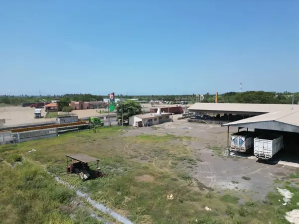 Bodega en renta en Bayardo, Tecomán — foto 2 de 12