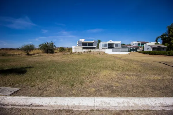 Terreno en venta, Fracc. La Noria de los Reyes, Tlajomulco de Zúñiga.