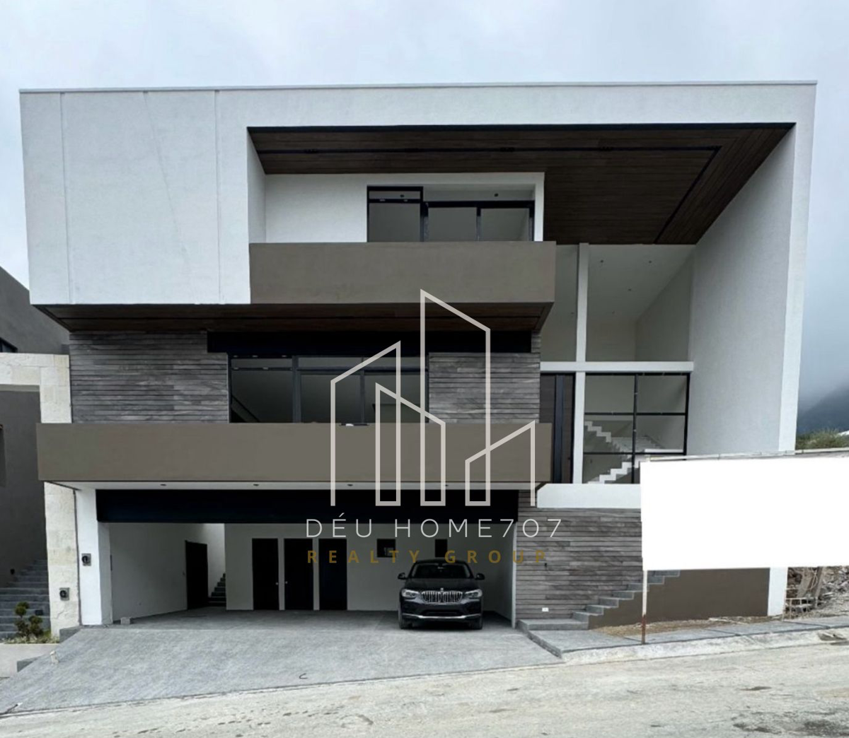 Casa en venta en Bosques de las Misiones Sector Reserva, Santiago — foto 1 de 19
