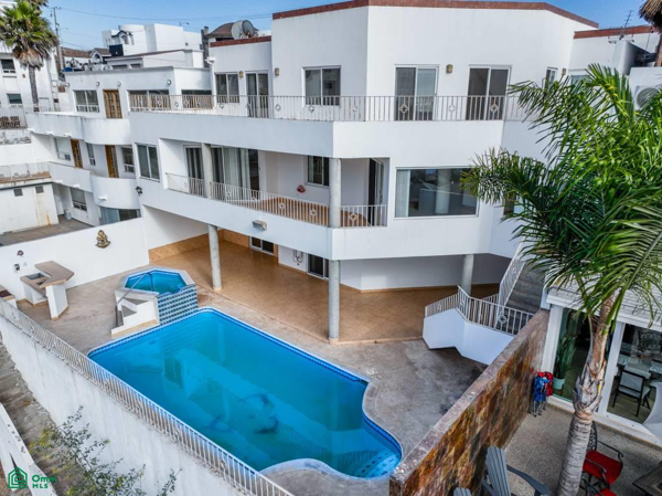 Casa en venta en Baja Malibú (Sección Lomas), Tijuana — foto 2 de 54
