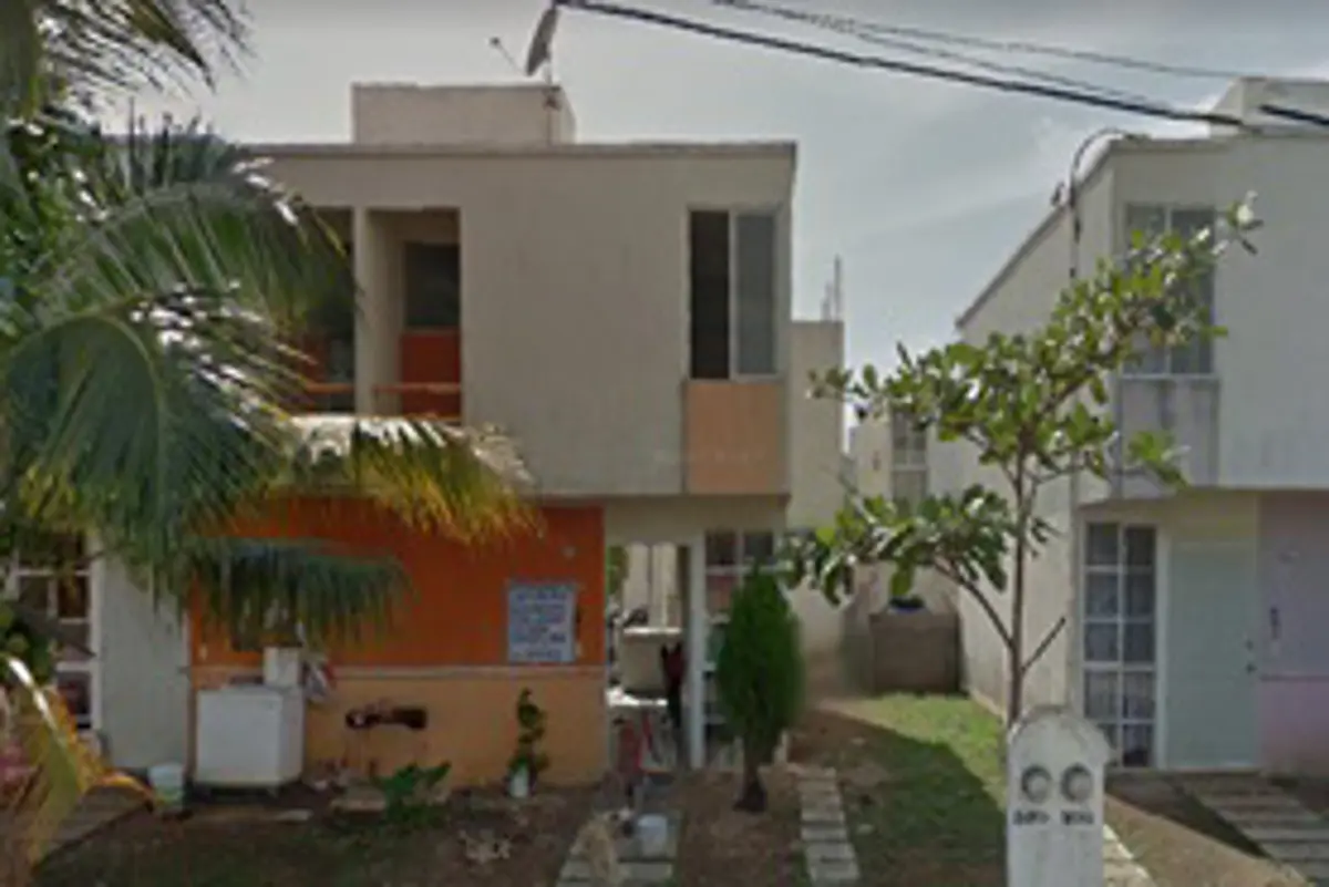 Casa en venta en La Guadalupana, Solidaridad — foto 1 de 11