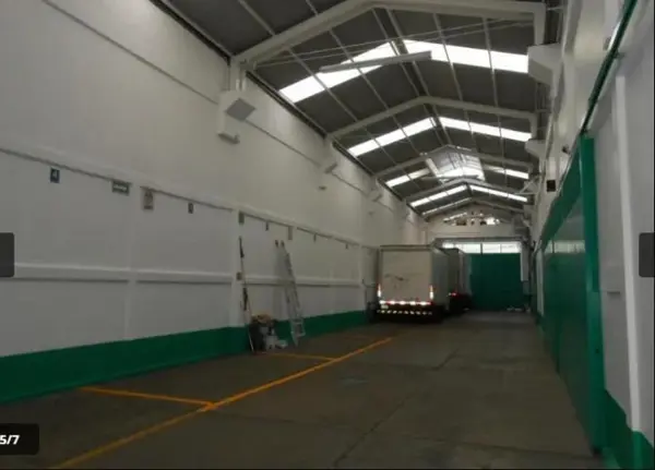 Bodega en renta en Agrícola Pantitlán, Iztacalco — foto 2 de 11