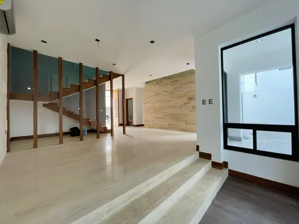 Casa en venta en Real del Nogalar, Torreón — foto 2 de 29