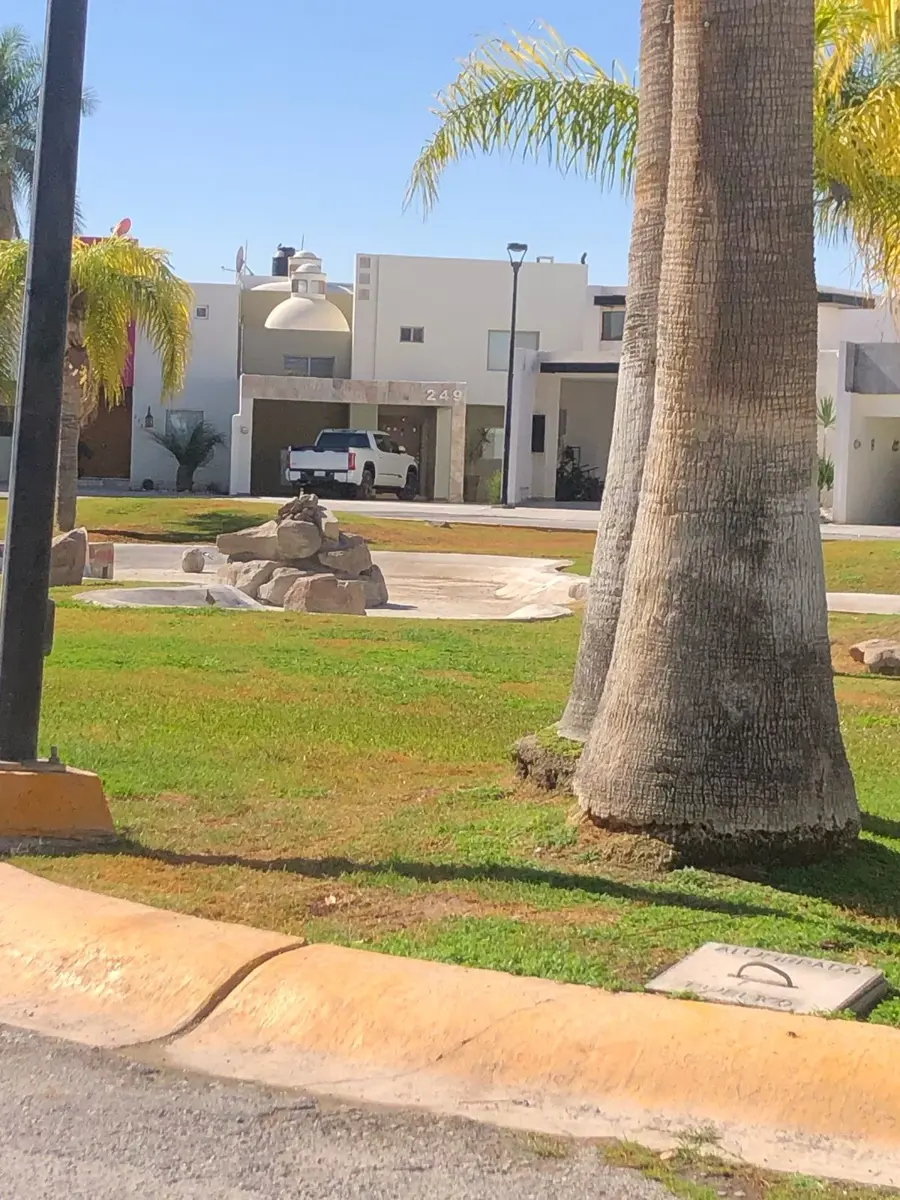 Casa en venta en Los Viñedos, Torreón — foto 1 de 18