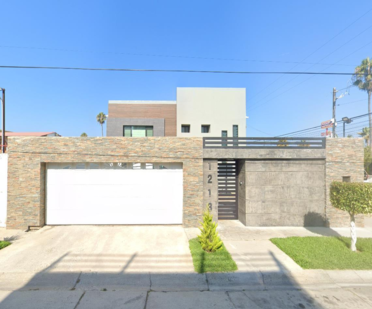 Casa en venta en Playas de Tijuana Sección Jardines, Tijuana — foto 1 de 9