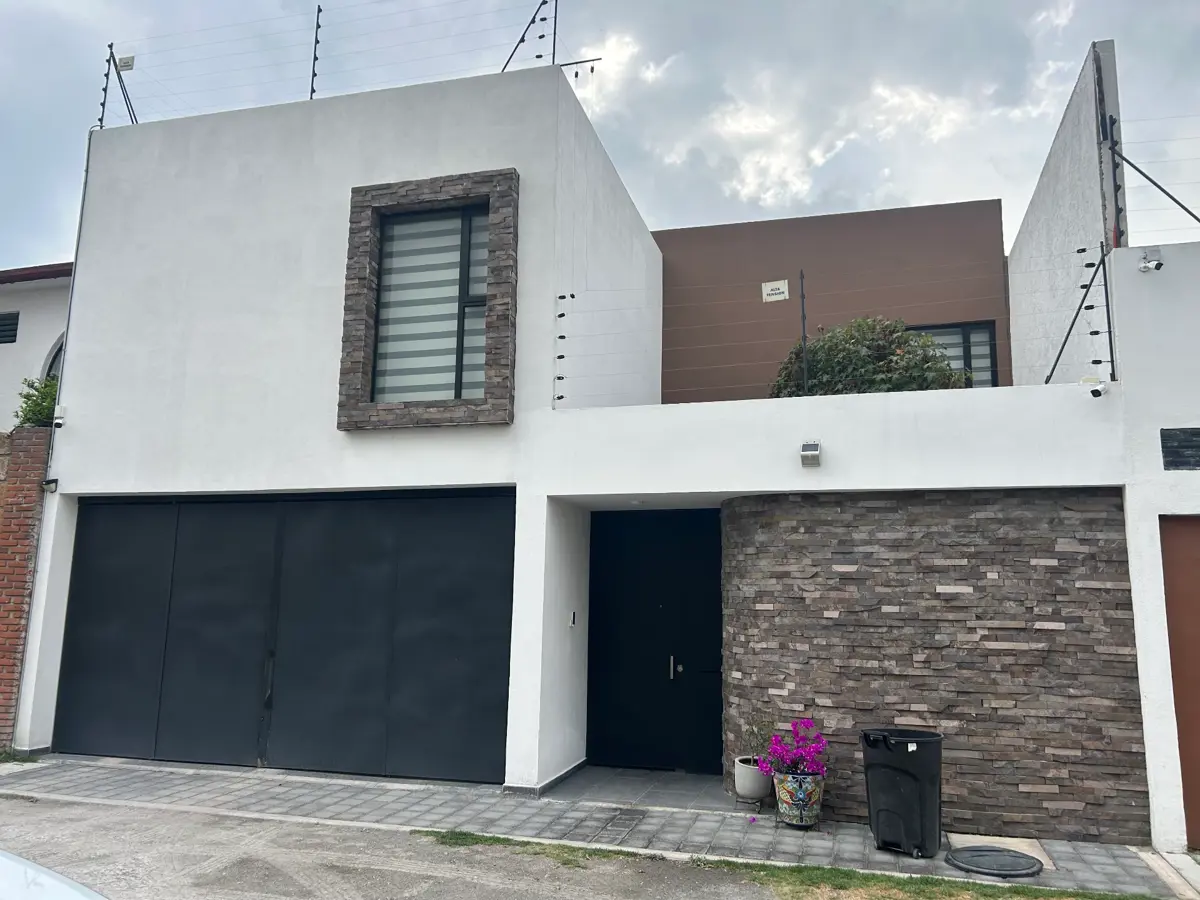 Casa en venta en Lázaro Cárdenas, Metepec — foto 1 de 39
