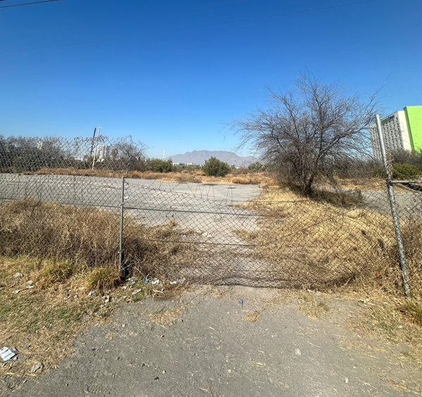 Terreno en venta en Jardines Coloniales, Saltillo — foto 2 de 5