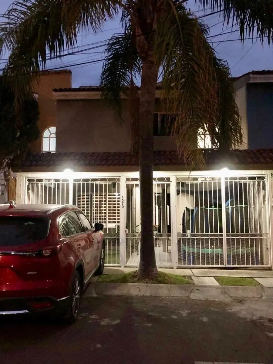 Casa en venta en Mirador de San Isidro, Zapopan — foto 1 de 12