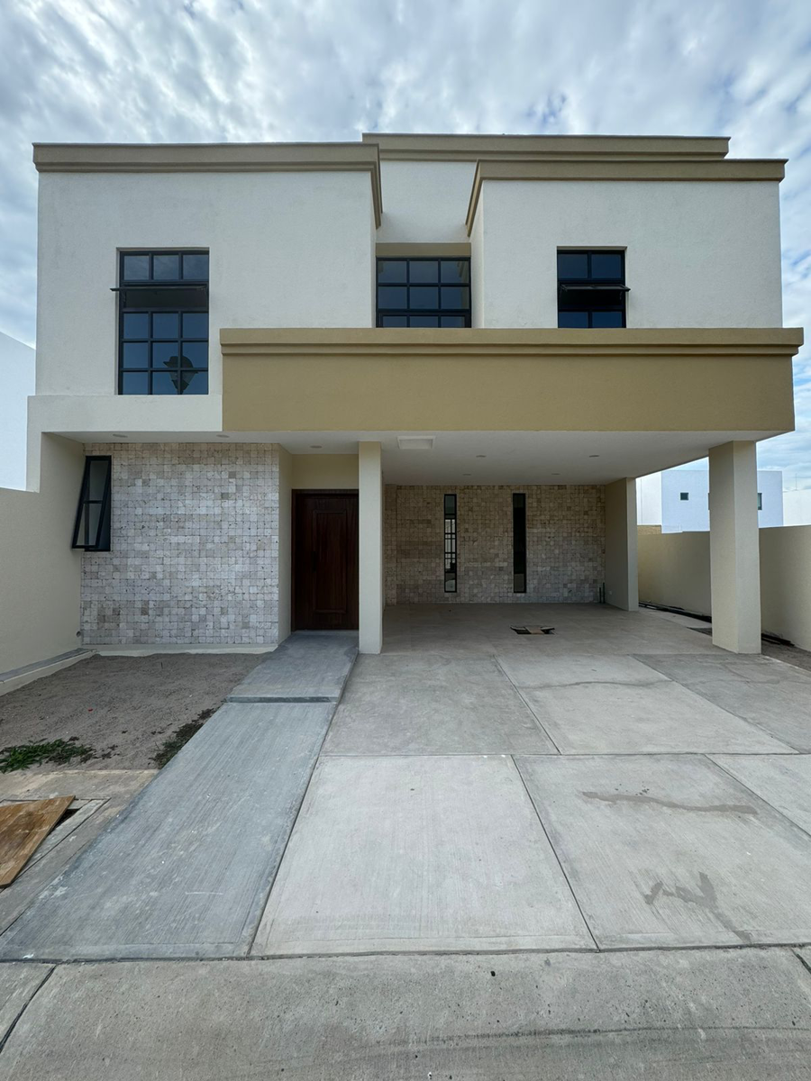 Casa en venta en Altabrisa Residencial, Mazatlán — foto 1 de 36