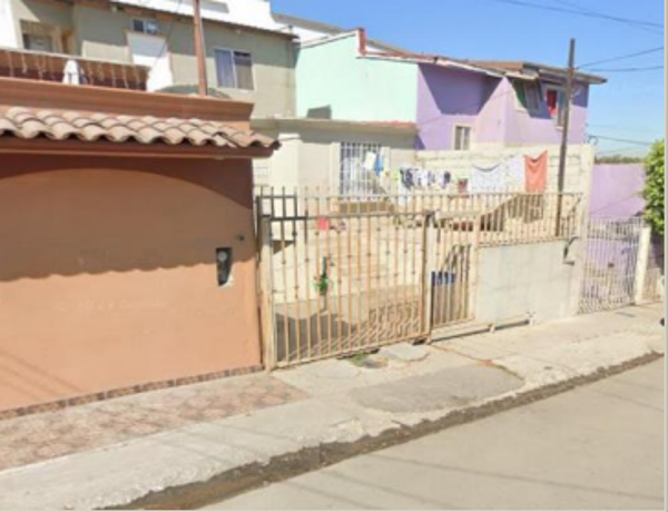 Casa en venta en Villa Fontana IX, Tijuana — foto 2 de 9