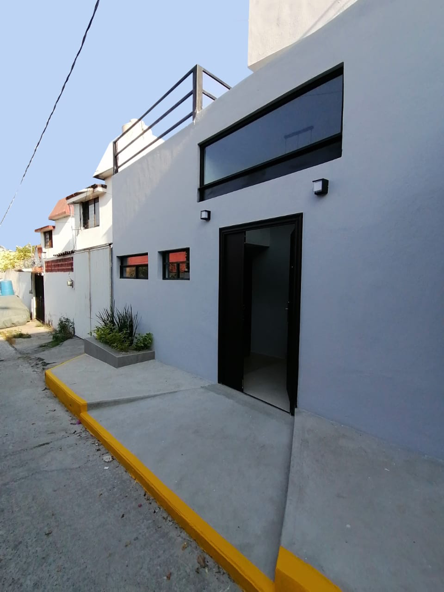 Casa en venta en Lomas de Cortes, Cuernavaca — foto 1 de 16