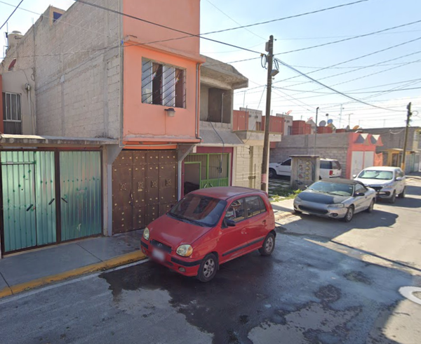 Casa en venta en Tecámac de Felipe Villanueva Centro, Tecámac — foto 2 de 9