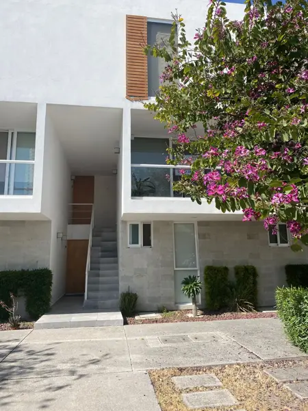 Departamento en Renta en Juriquilla Santa Fe, Querétaro
