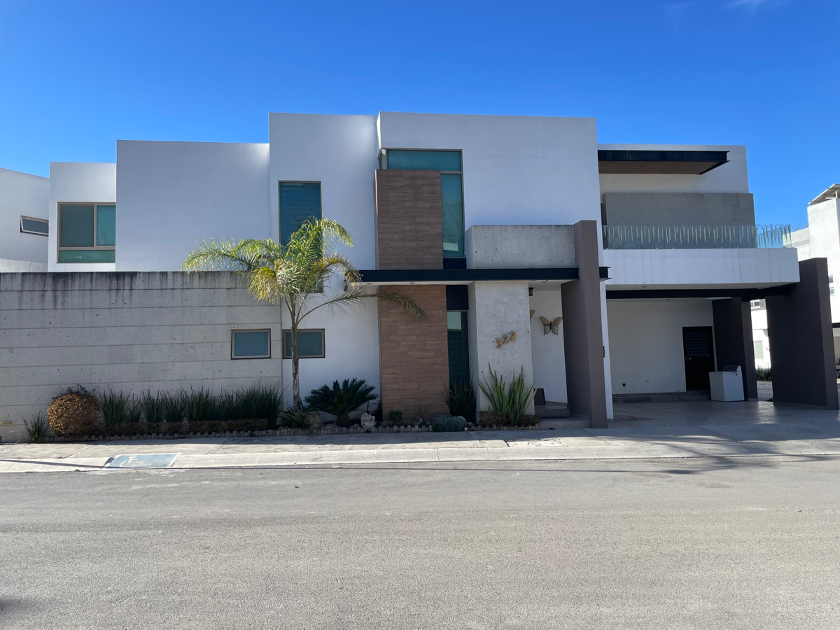 Casa en renta en Tierra Santa Residencial, Saltillo — foto 1 de 2