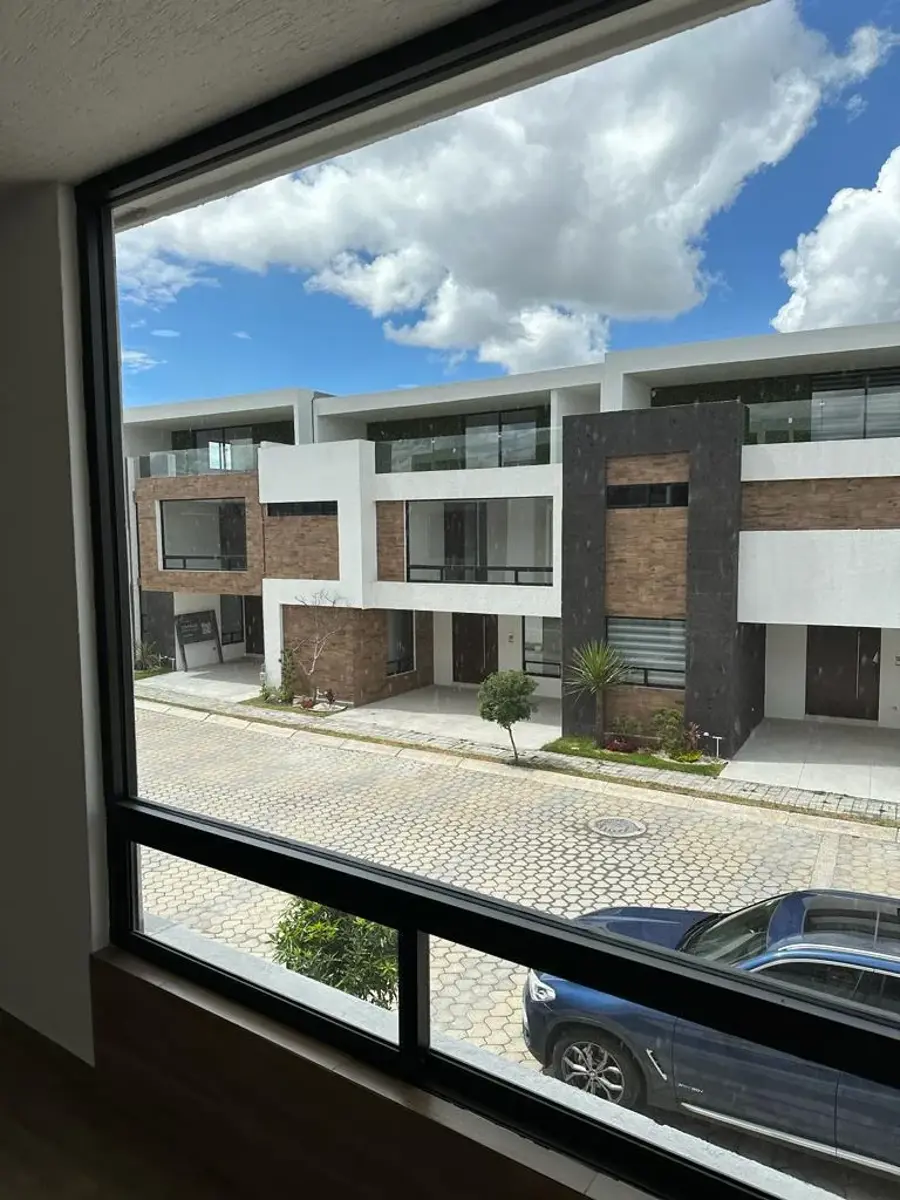 Casa en renta en Lomas de Angelópolis II, San Andrés Cholula — foto 1 de 27