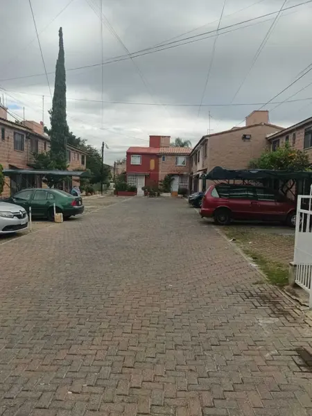 Casa en venta en Tabachines, Zapopan — foto 2 de 12