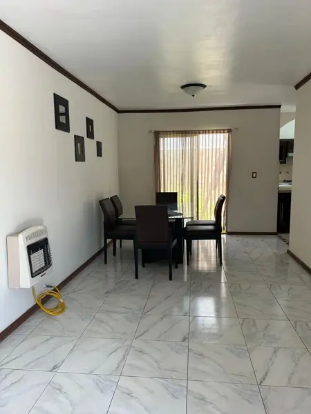 Casa en renta en Manantiales del Bosque, Ramos Arizpe — foto 3 de 20