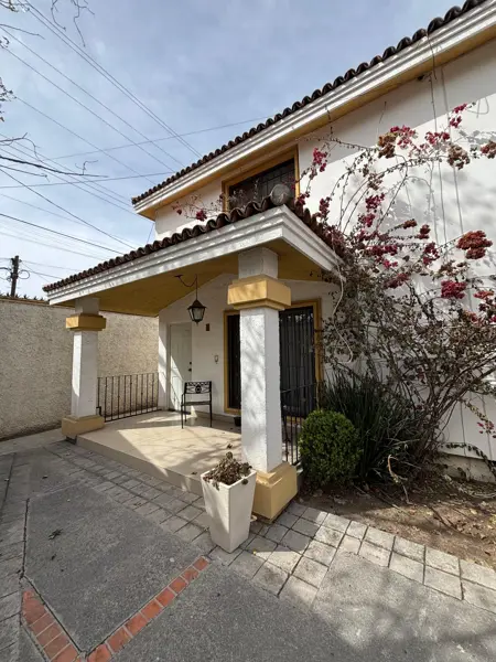Departamento en renta en Cumbres, Saltillo — foto 2 de 8