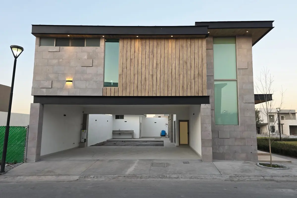 Casa en venta en Habita II, Saltillo — foto 1 de 23