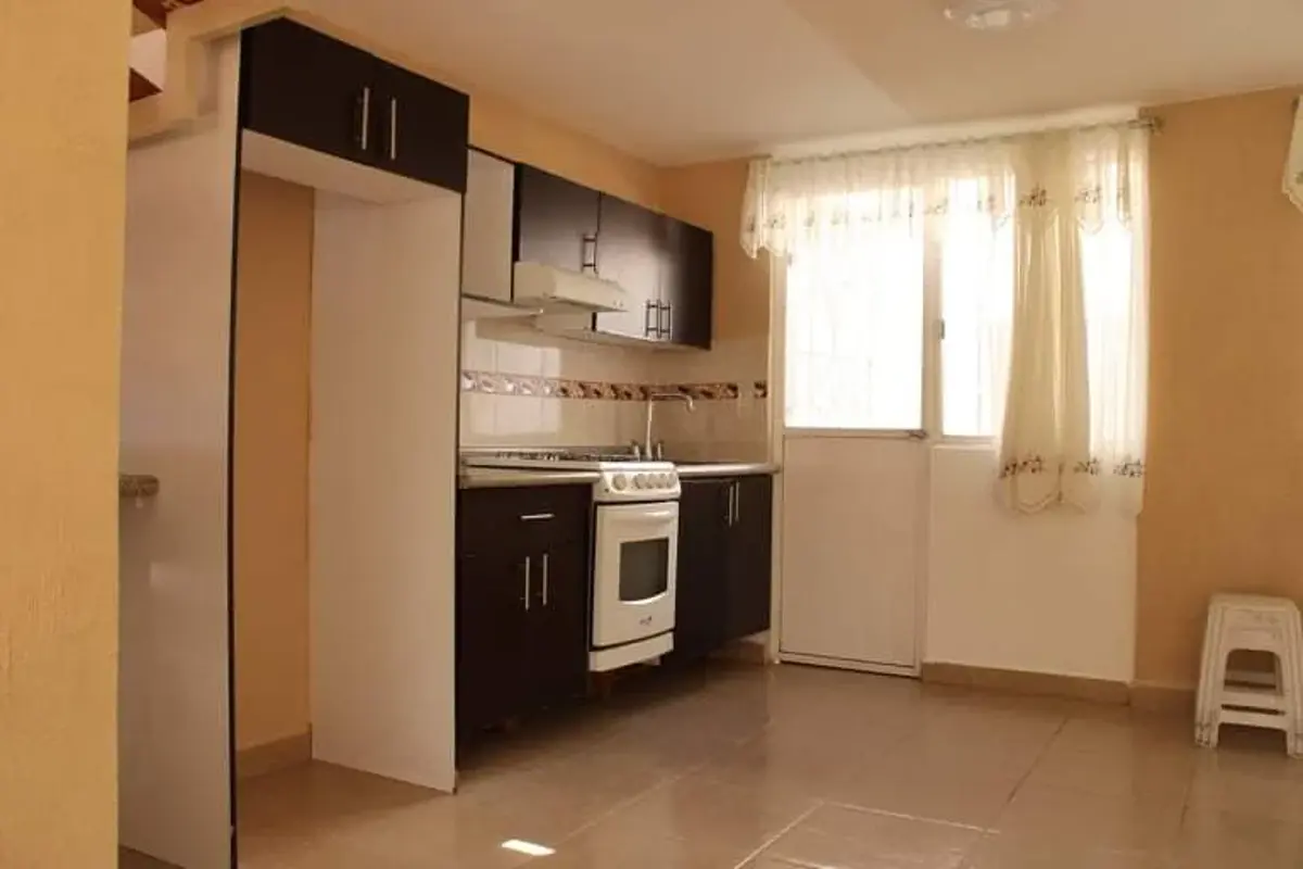 Casa en venta en San Vicente Chicoloapan de Juárez Centro, Chicoloapan — foto 1 de 22