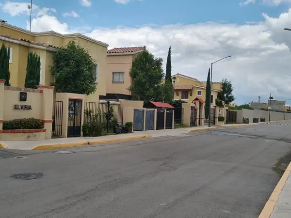 Casa en venta en Real Granada, Tecámac — foto 2 de 12