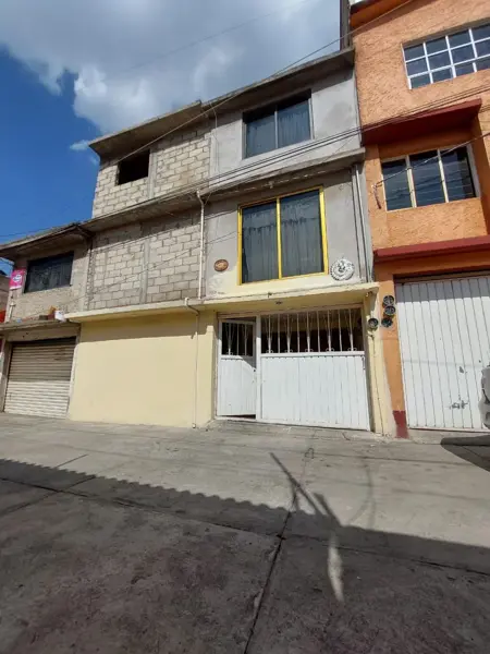 Casa en venta en Toluca, Toluca — foto 3 de 13