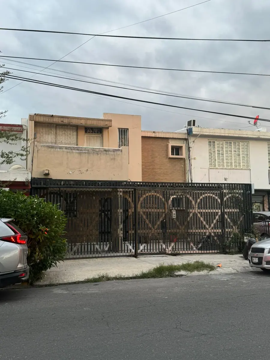 Casa en venta en La Florida, Monterrey — foto 1 de 28