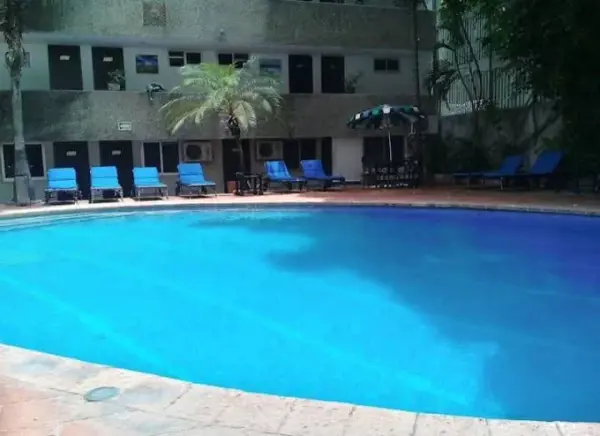 Hotel en venta en Club Deportivo, Acapulco de Juárez — foto 3 de 15