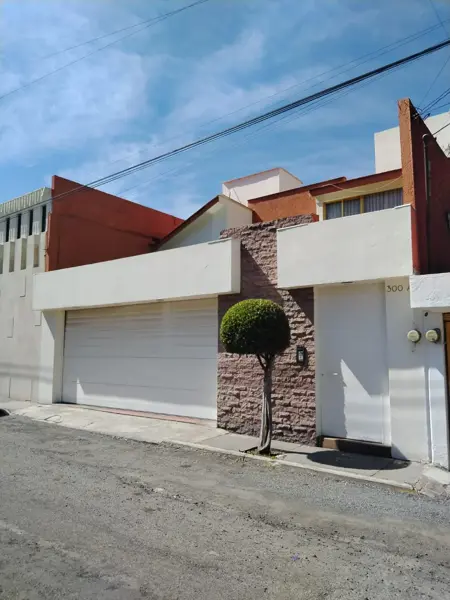 Casa en venta en Residencial Colón, Toluca — foto 2 de 43