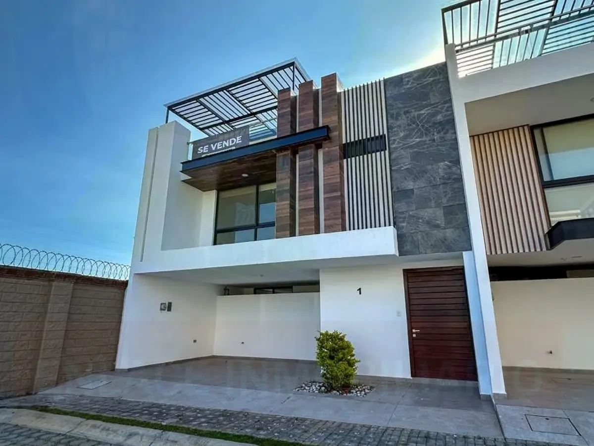 Casa en venta en Lomas de Angelópolis, San Andrés Cholula — foto 1 de 11