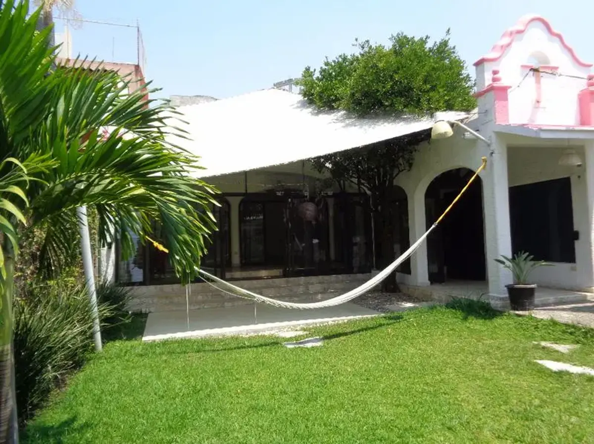 Casa en renta en Jardines de Cuernavaca, Cuernavaca — foto 1 de 22